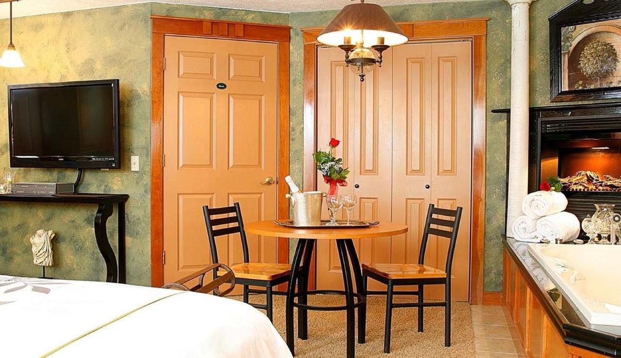 Prairieside Suites Luxury Bed & Breakfast Grandville Exterior photo